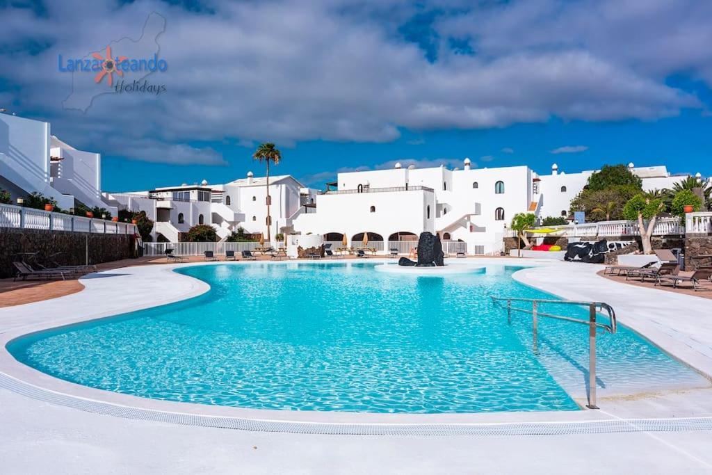 Vivienda Vacacional El Rinconcito Costa Teguise Exterior photo